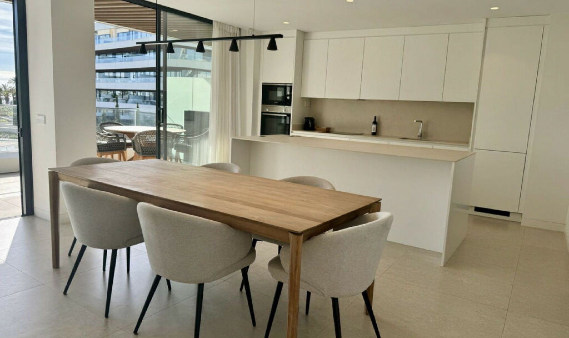 Resale - Apartment -
Torremolinos