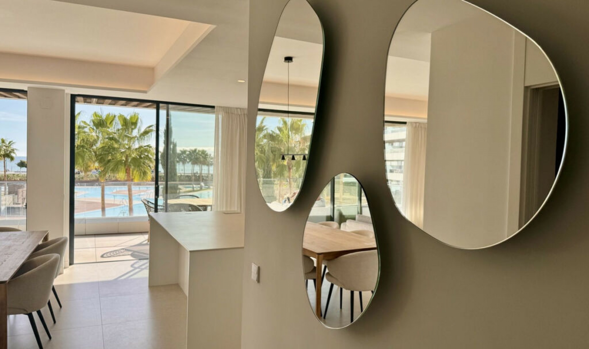 Resale - Apartment -
Torremolinos