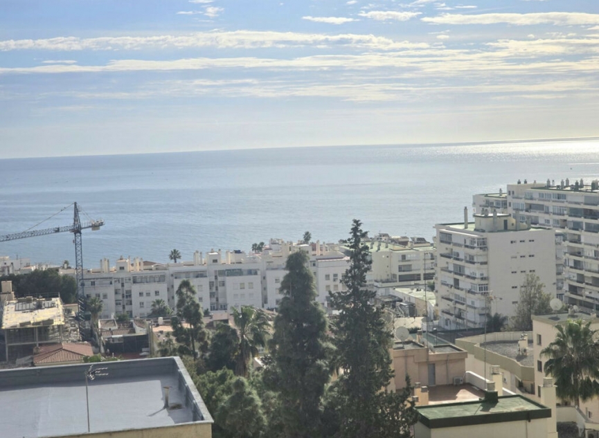 Resale - Apartment -
Torremolinos