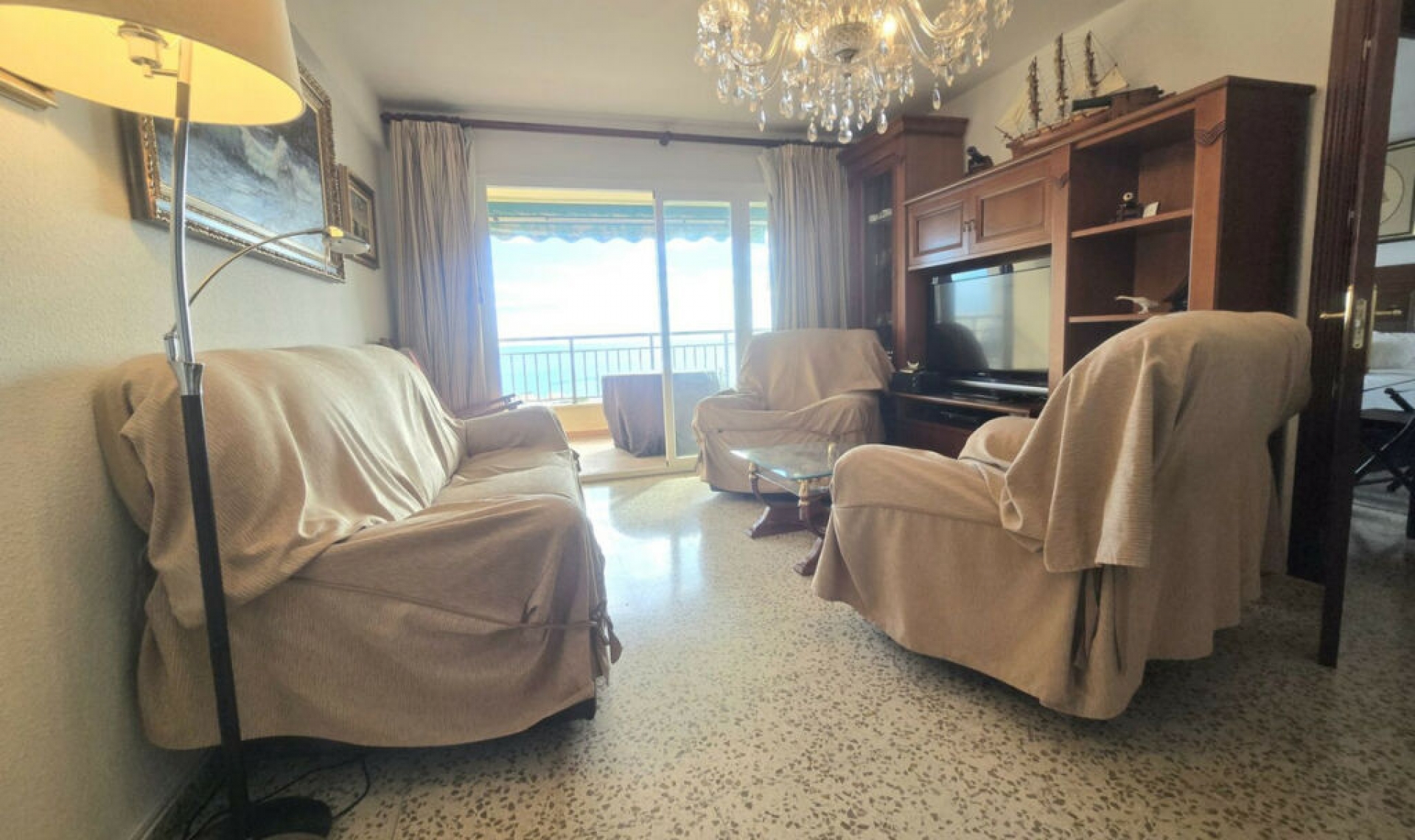 Resale - Apartment -
Torremolinos