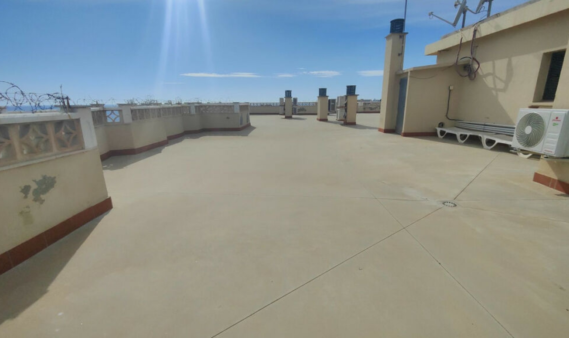 Resale - Apartment -
Torremolinos