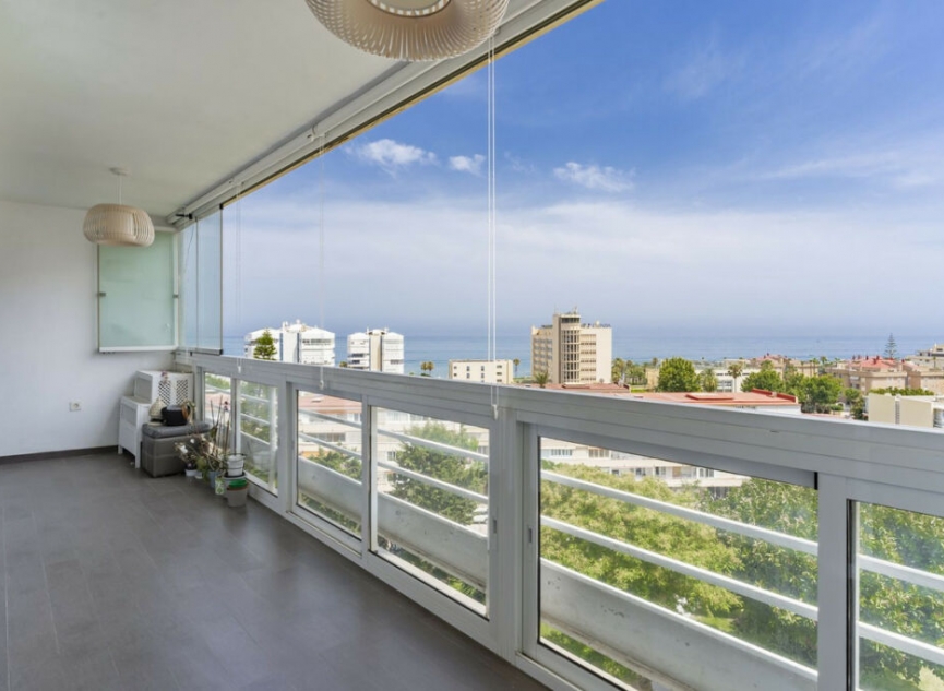 Resale - Apartment -
Torremolinos