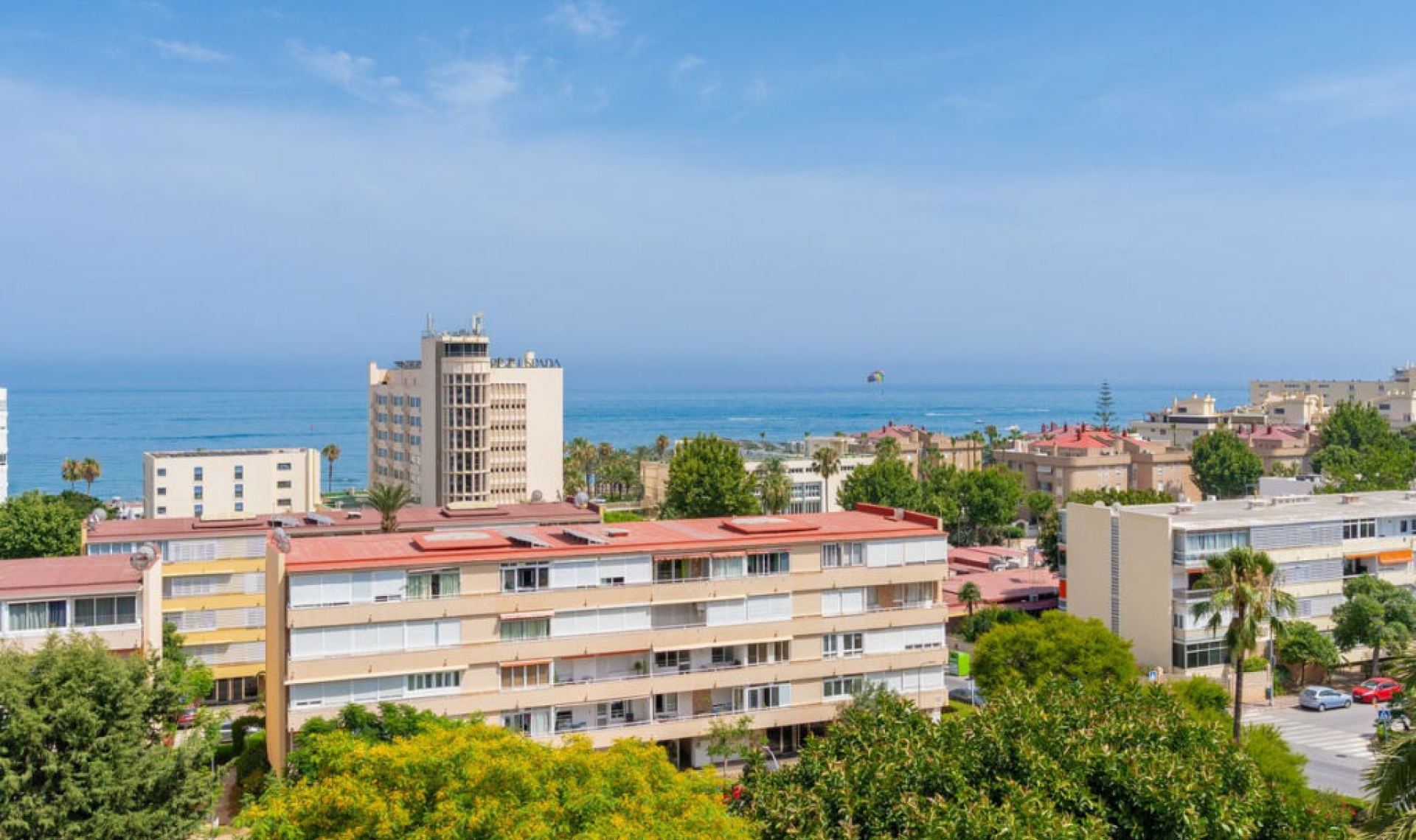 Resale - Apartment -
Torremolinos