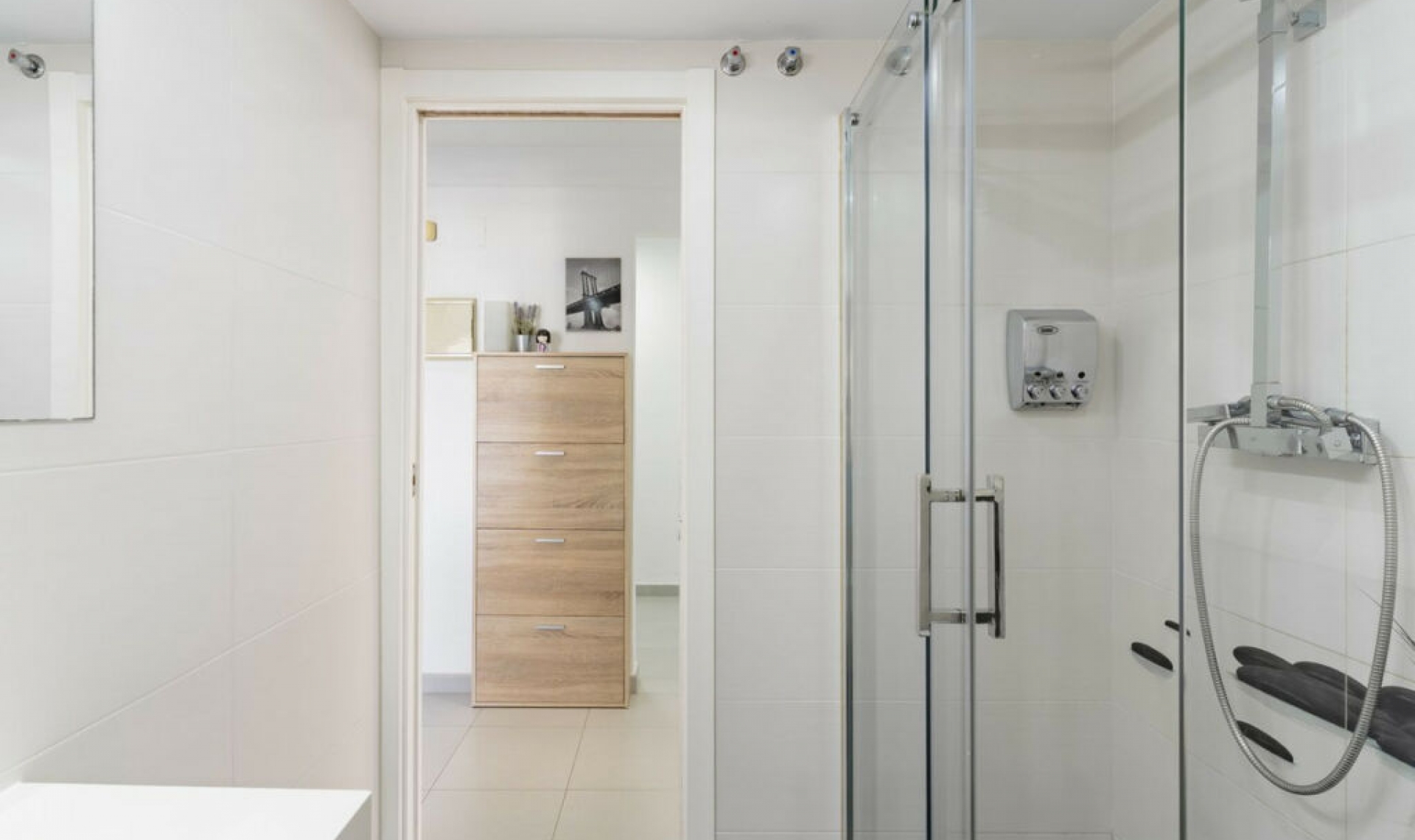 Resale - Apartment -
Torremolinos