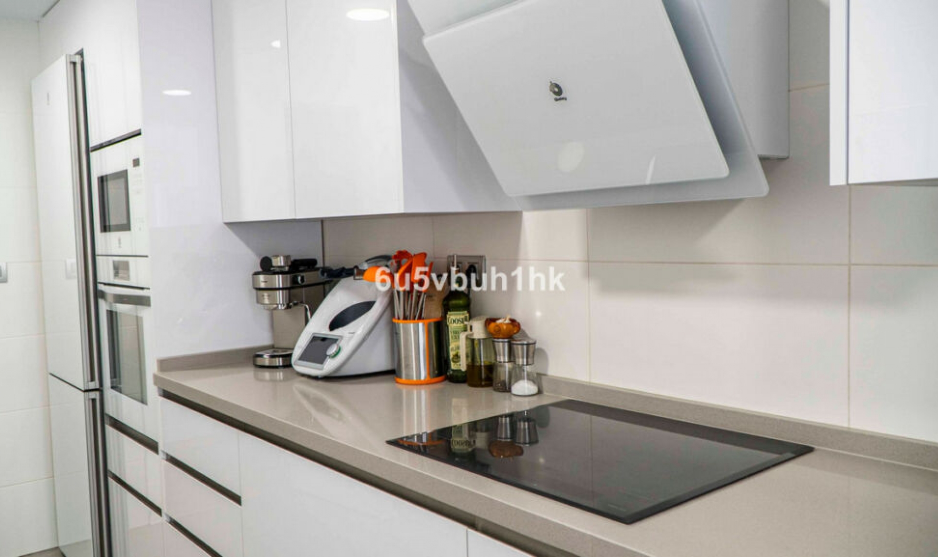Resale - Apartment -
Torremolinos