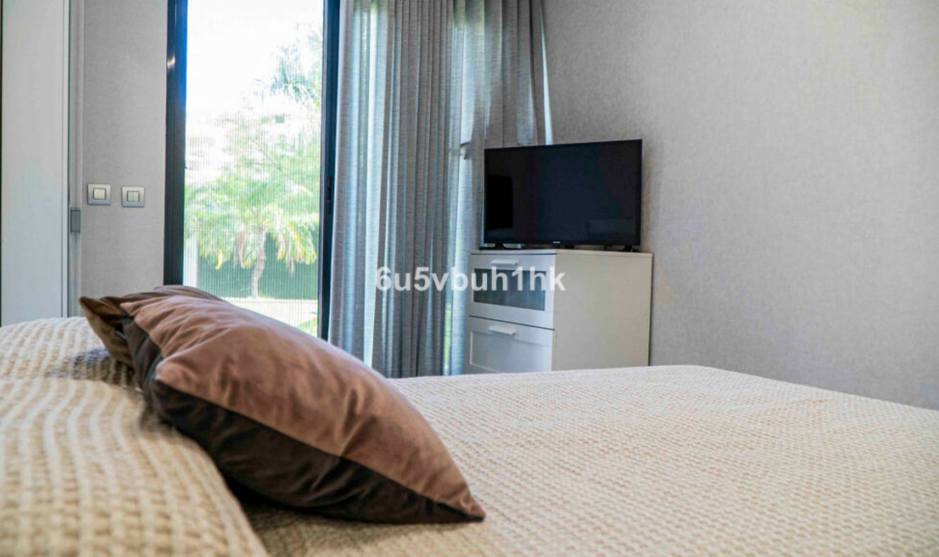 Resale - Apartment -
Torremolinos