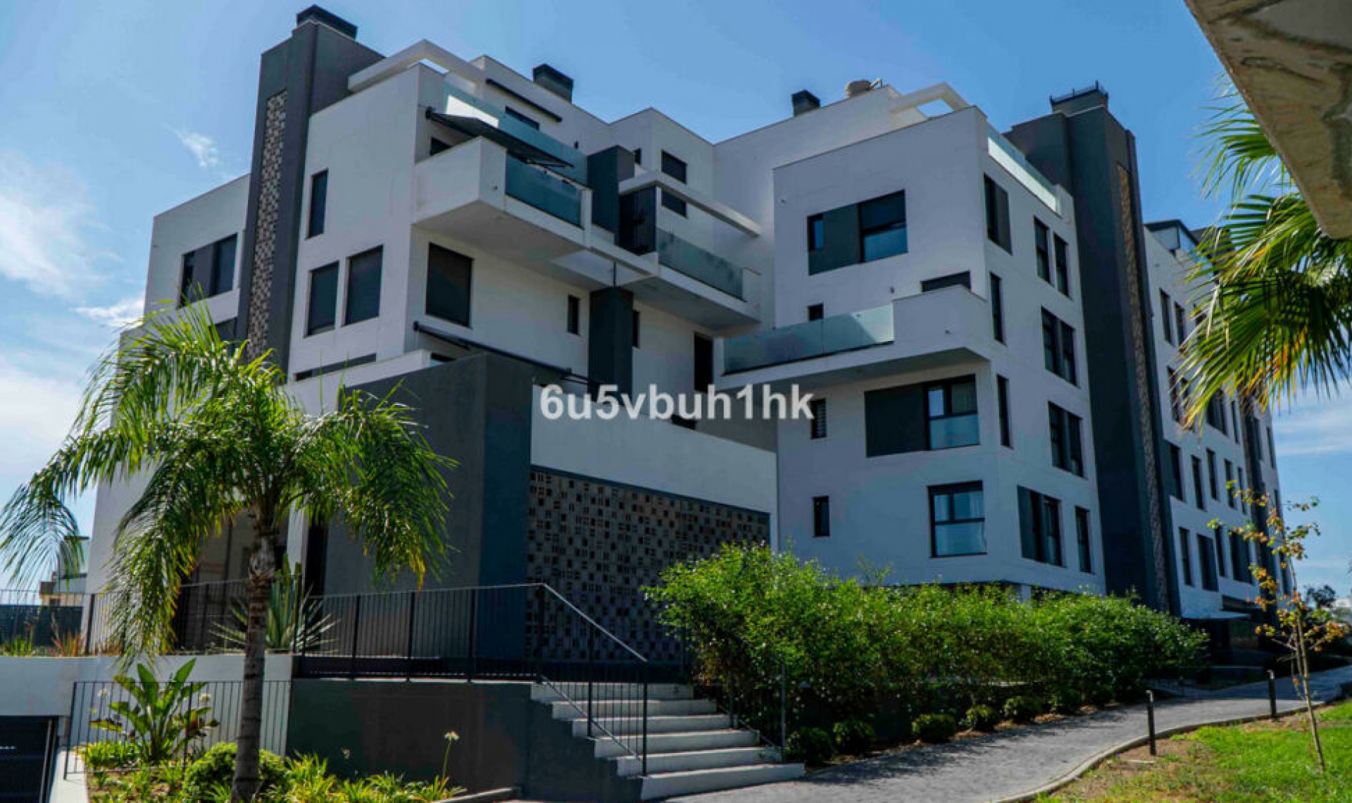 Resale - Apartment -
Torremolinos