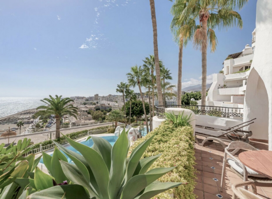 Resale - Apartment -
Torremolinos