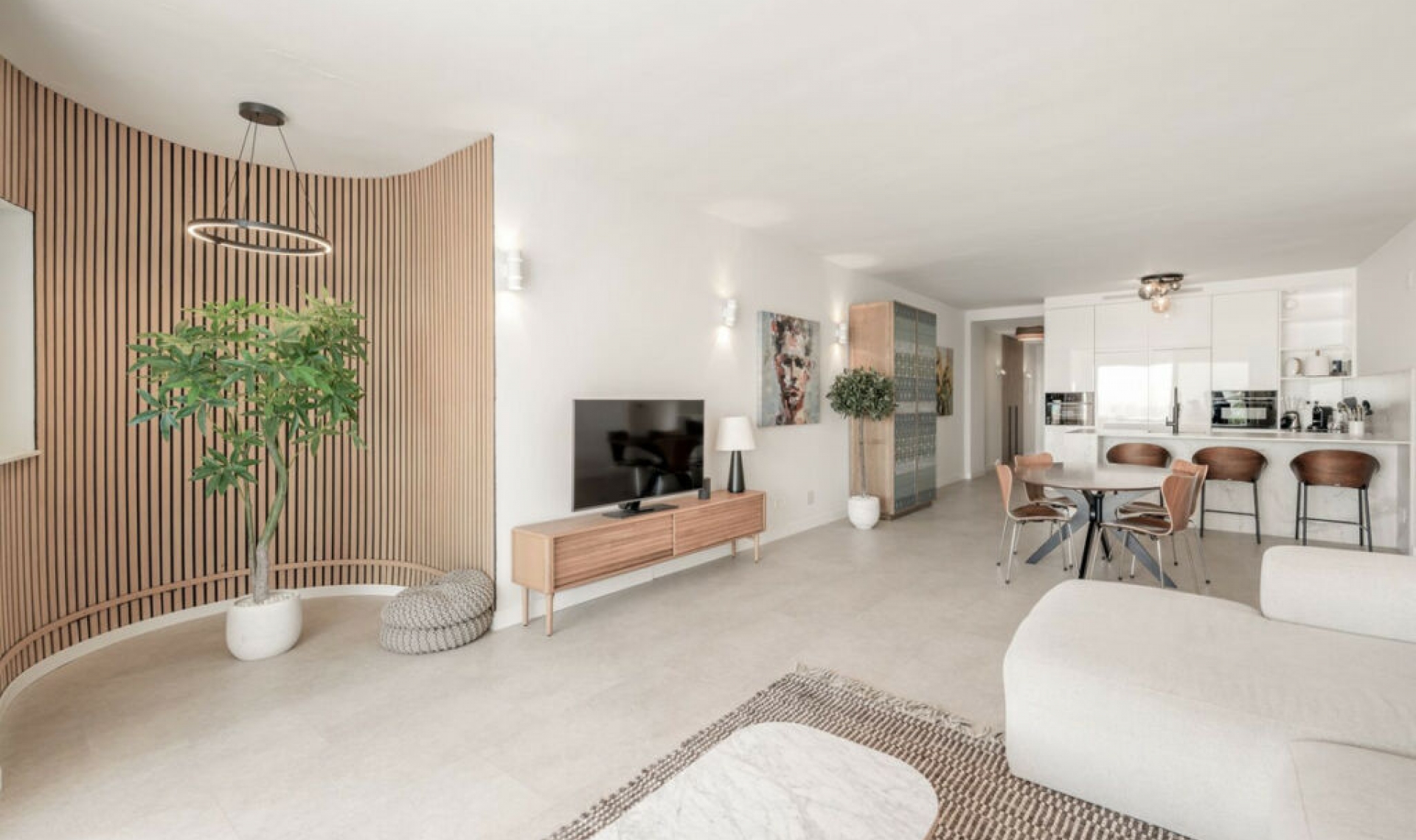 Resale - Apartment -
Torremolinos