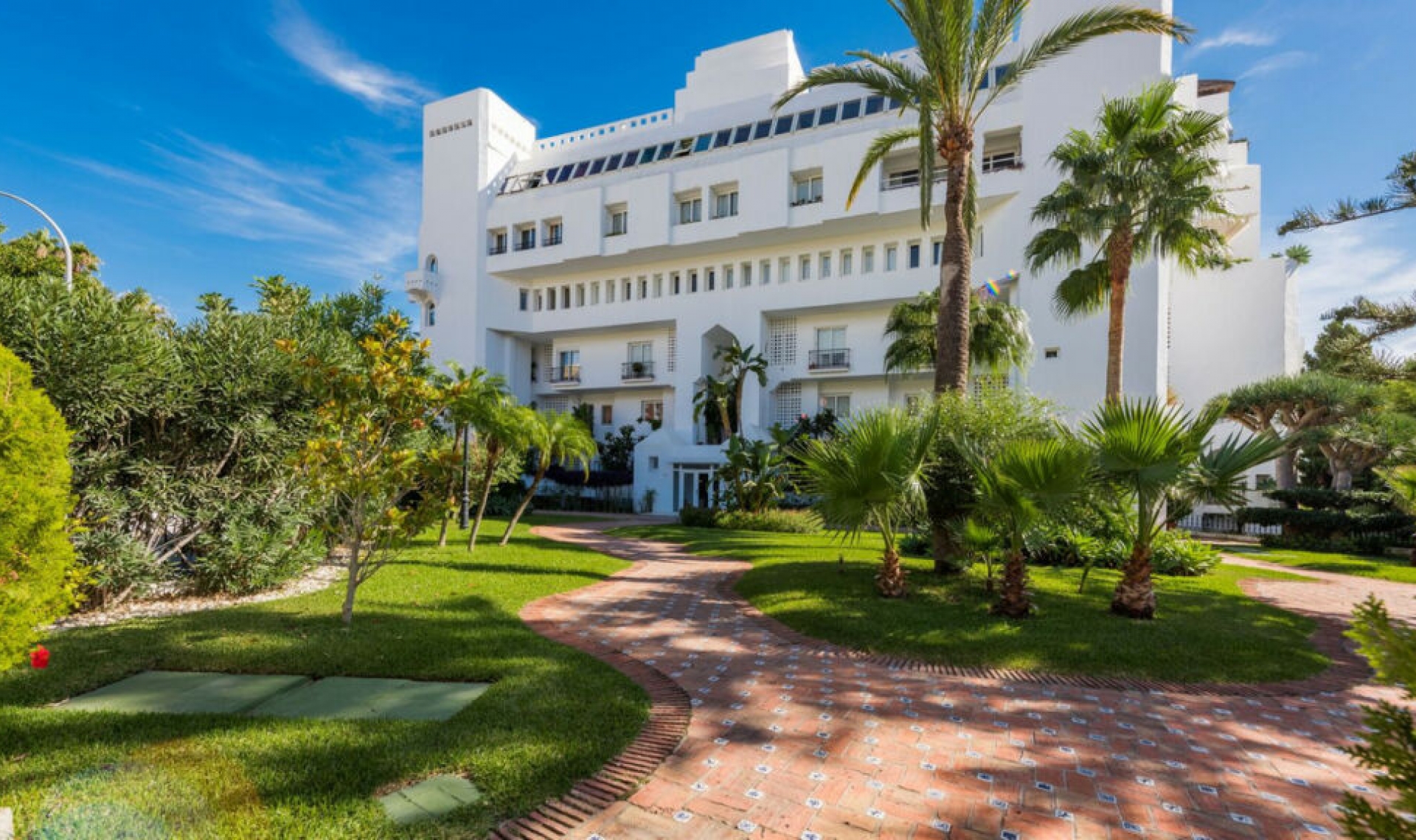 Resale - Apartment -
Torremolinos