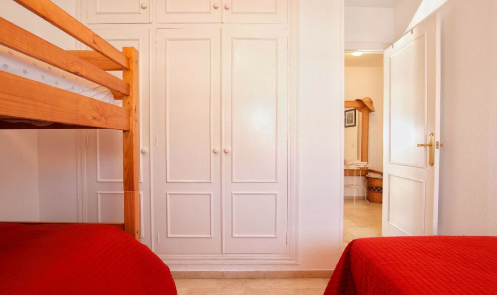 Resale - Apartment -
Torrenueva