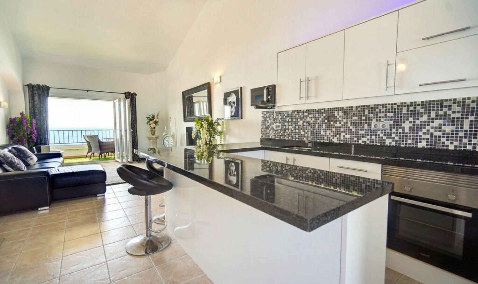 Resale - Apartment -
Torrenueva