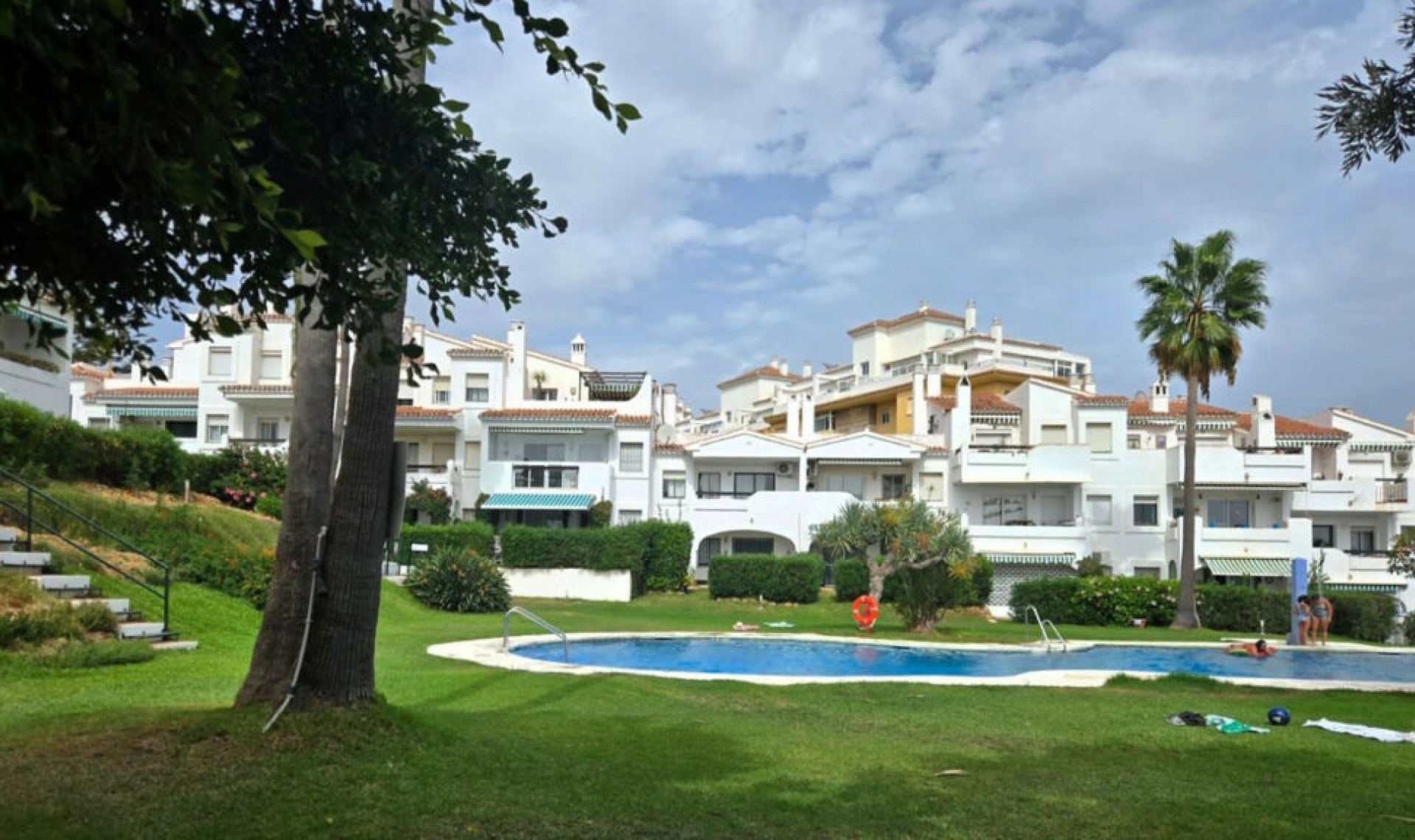 Resale - Apartment -
Torrenueva