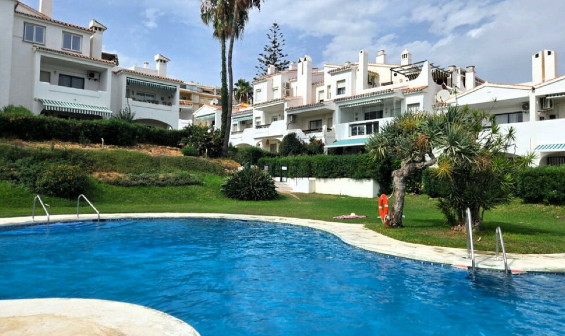 Resale - Apartment -
Torrenueva