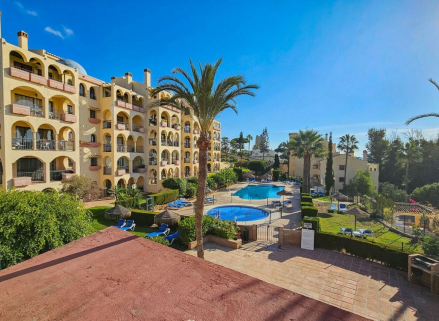 Resale - Apartment -
Torrenueva