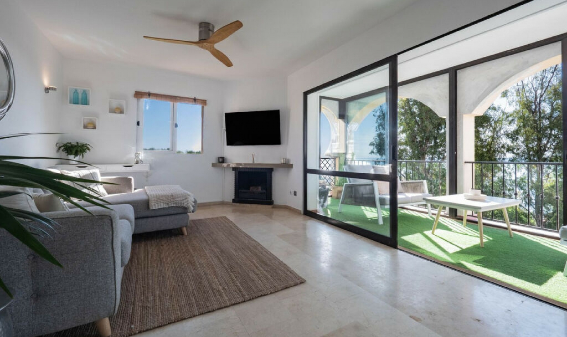 Resale - Apartment -
Torrenueva