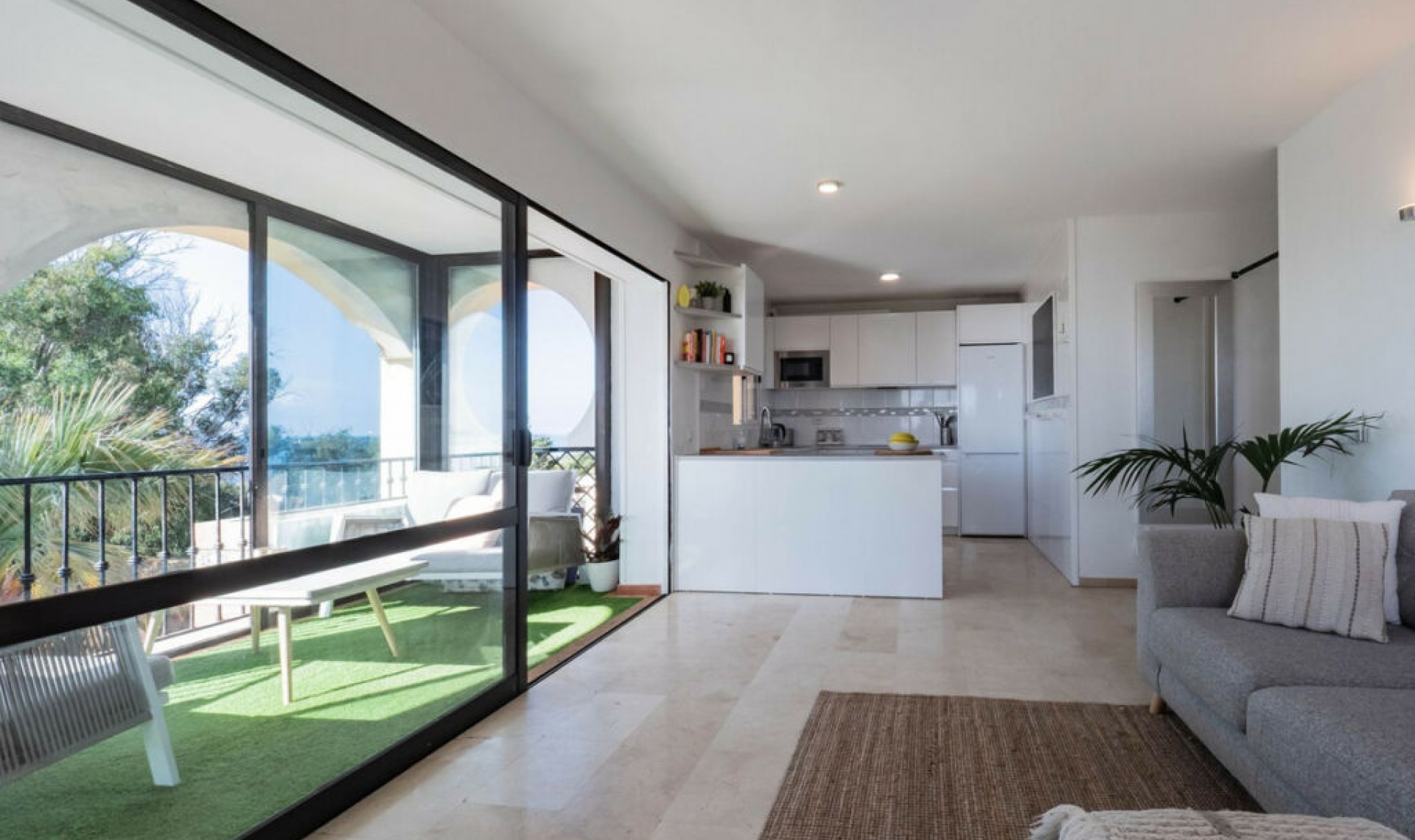 Resale - Apartment -
Torrenueva