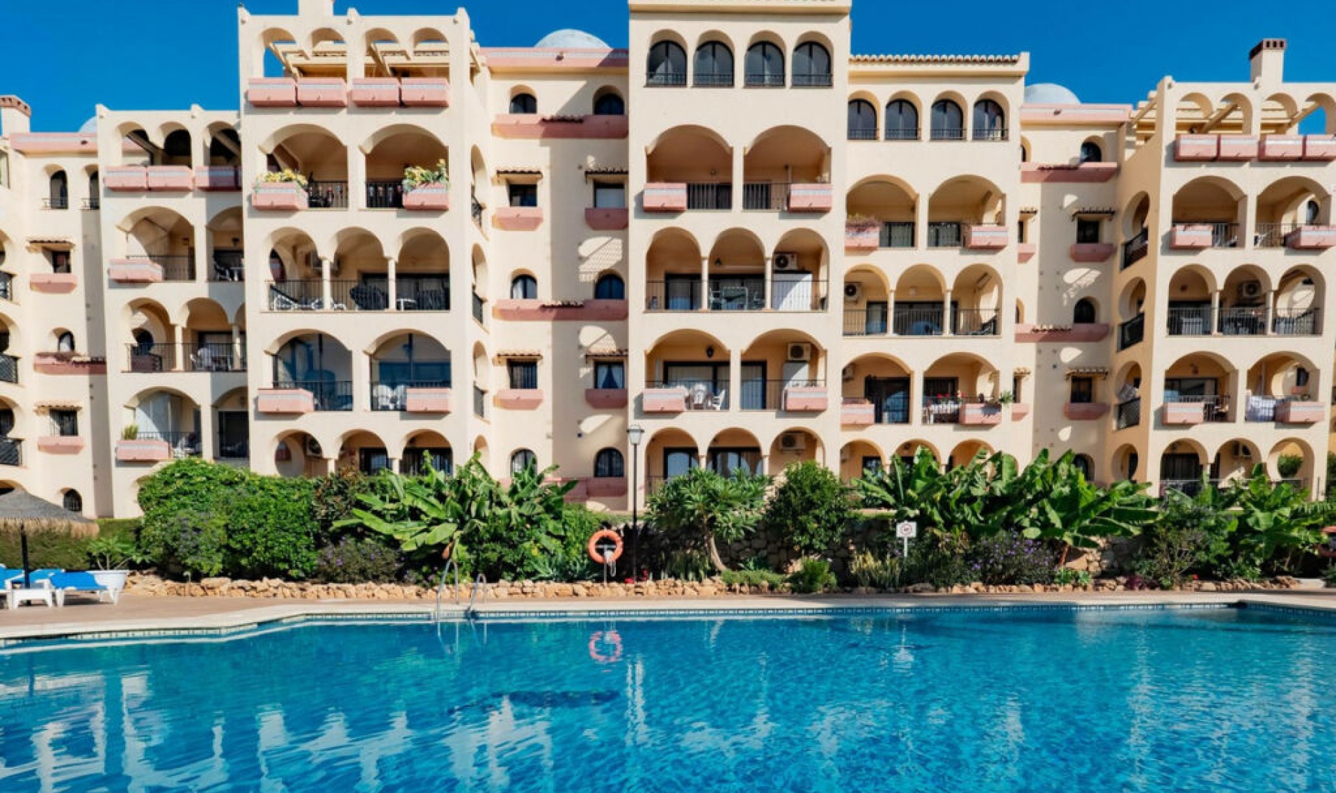 Resale - Apartment -
Torrenueva