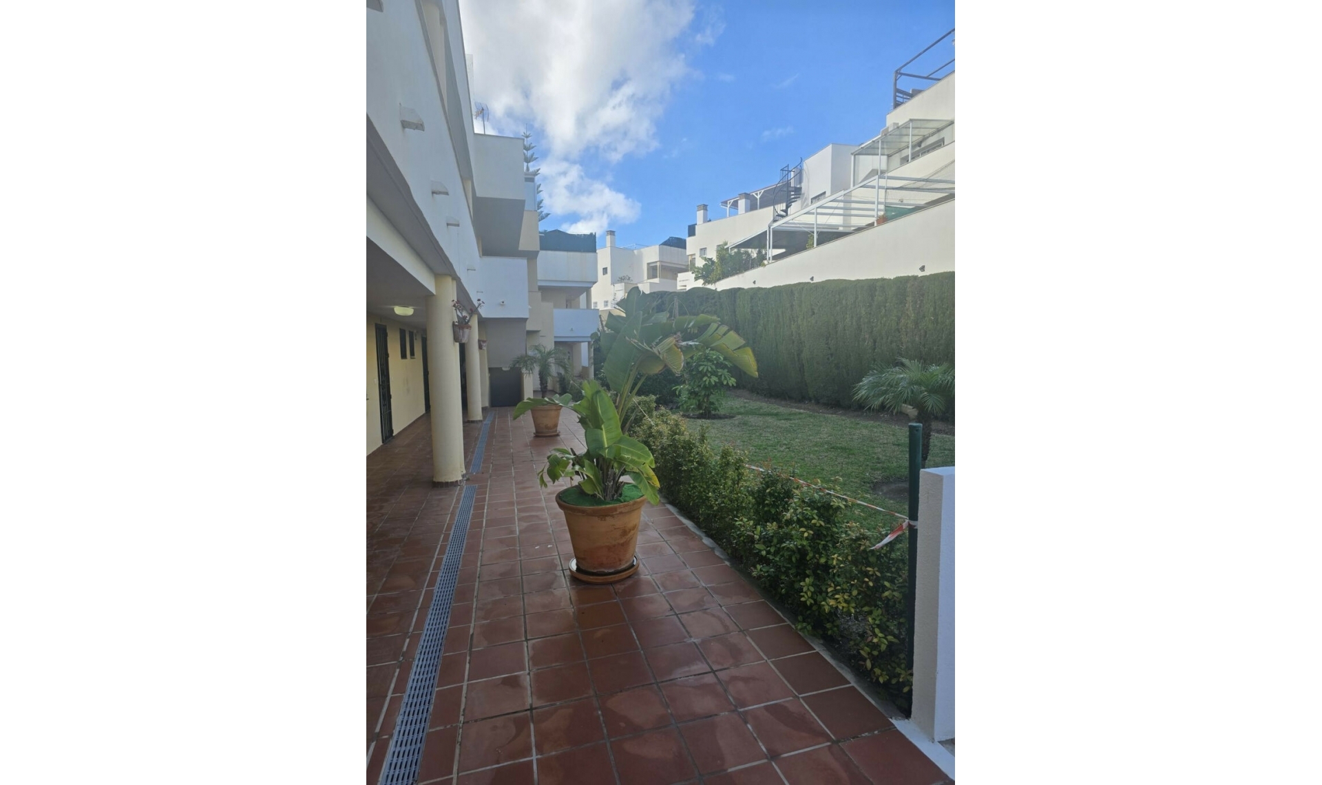Resale - Apartment -
Torrequebrada