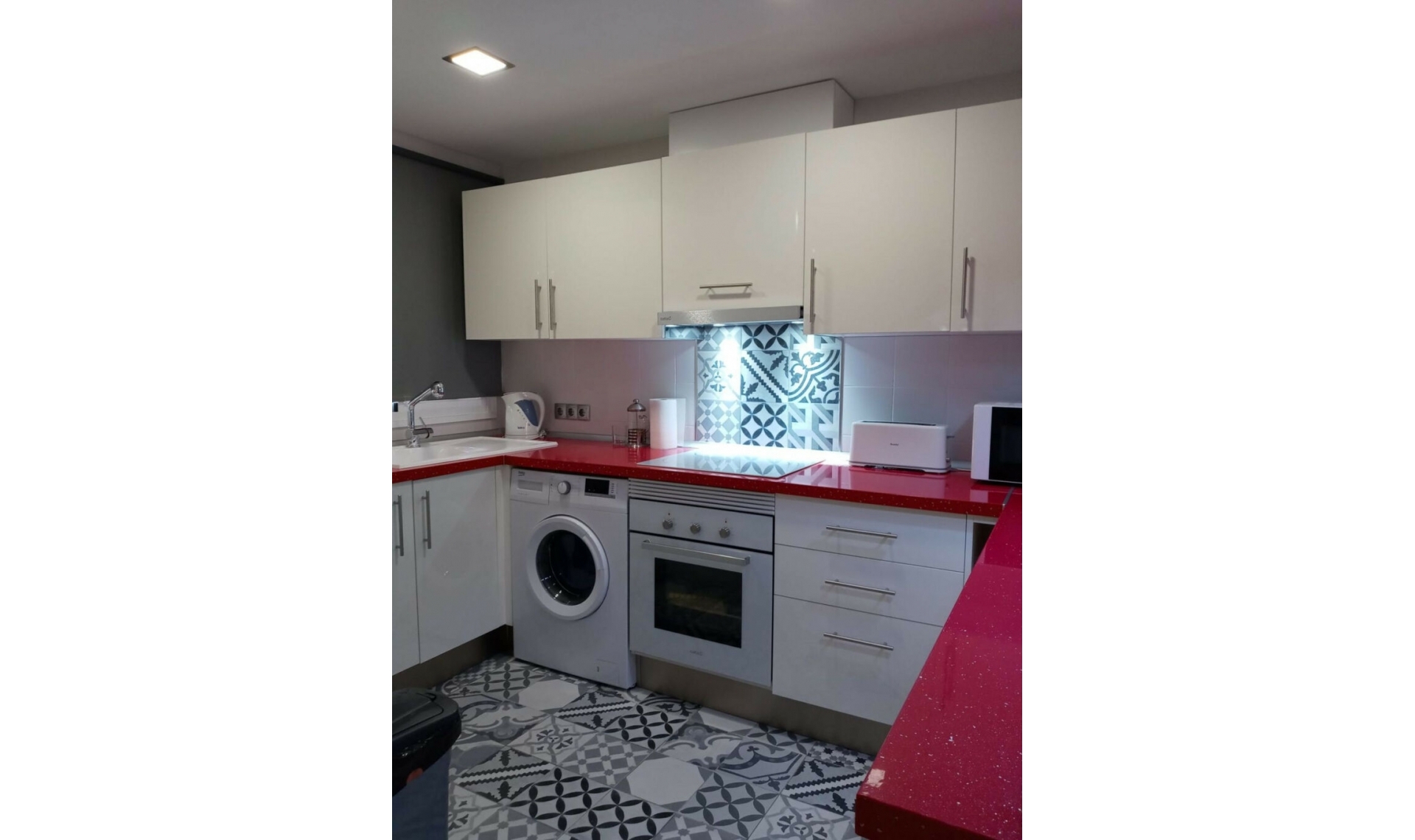 Resale - Apartment -
Torrequebrada