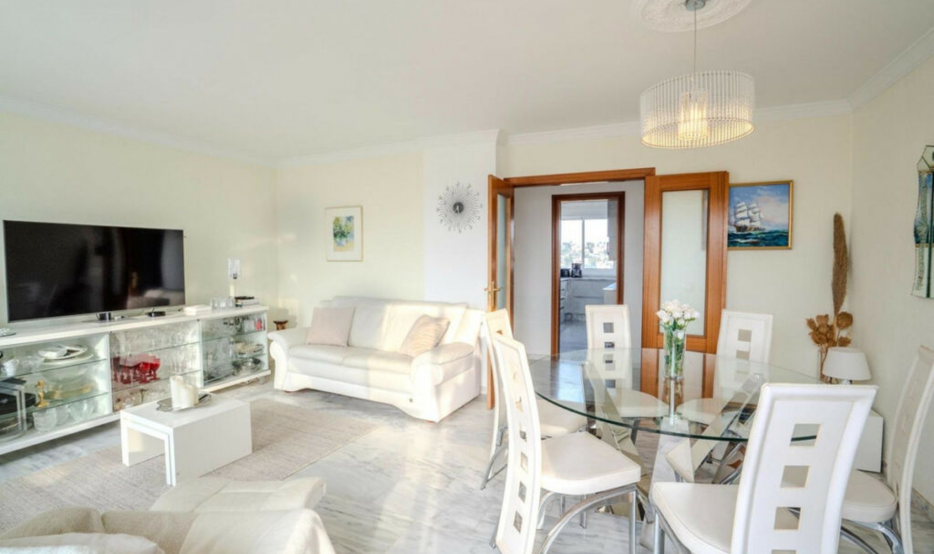 Resale - Apartment -
Torrequebrada