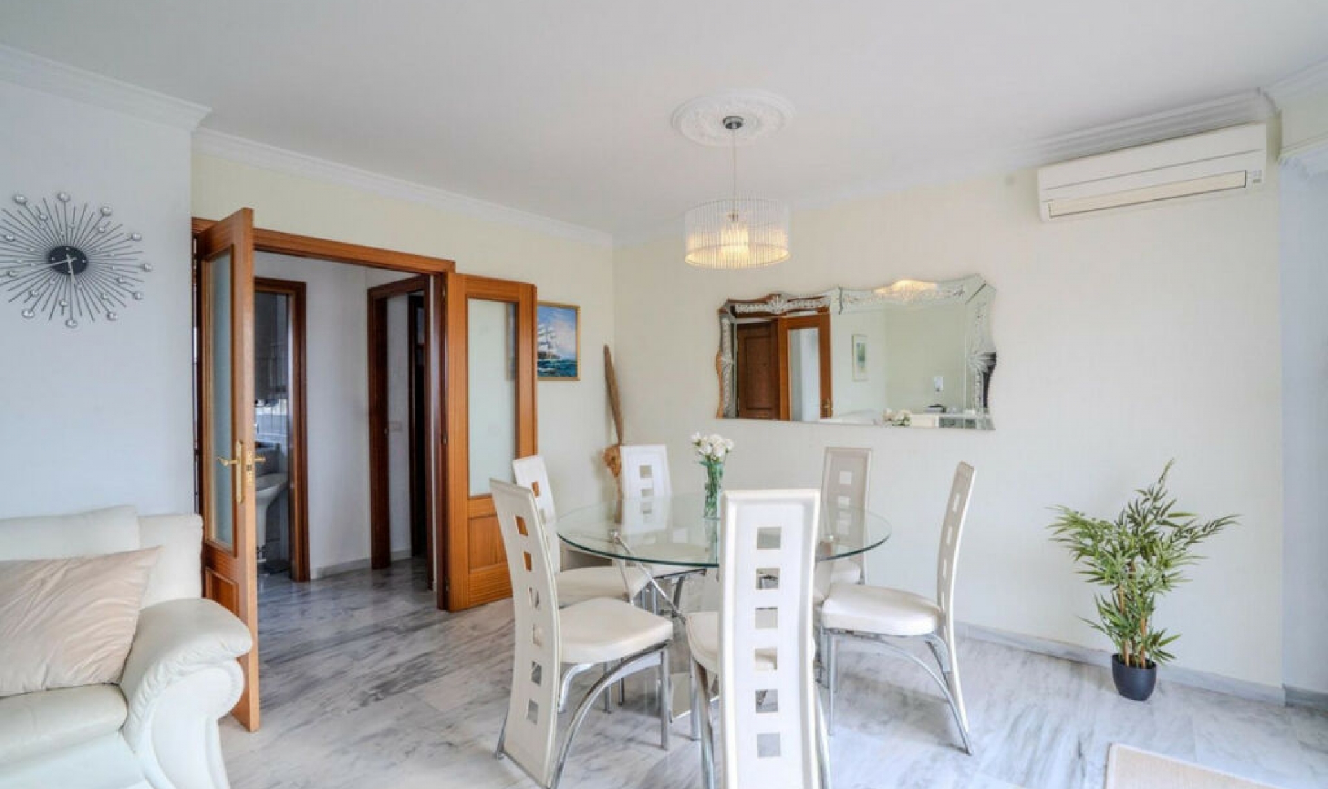 Resale - Apartment -
Torrequebrada