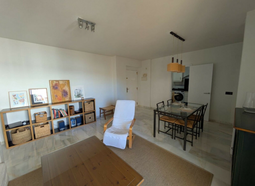 Resale - Apartment -
Torrequebrada