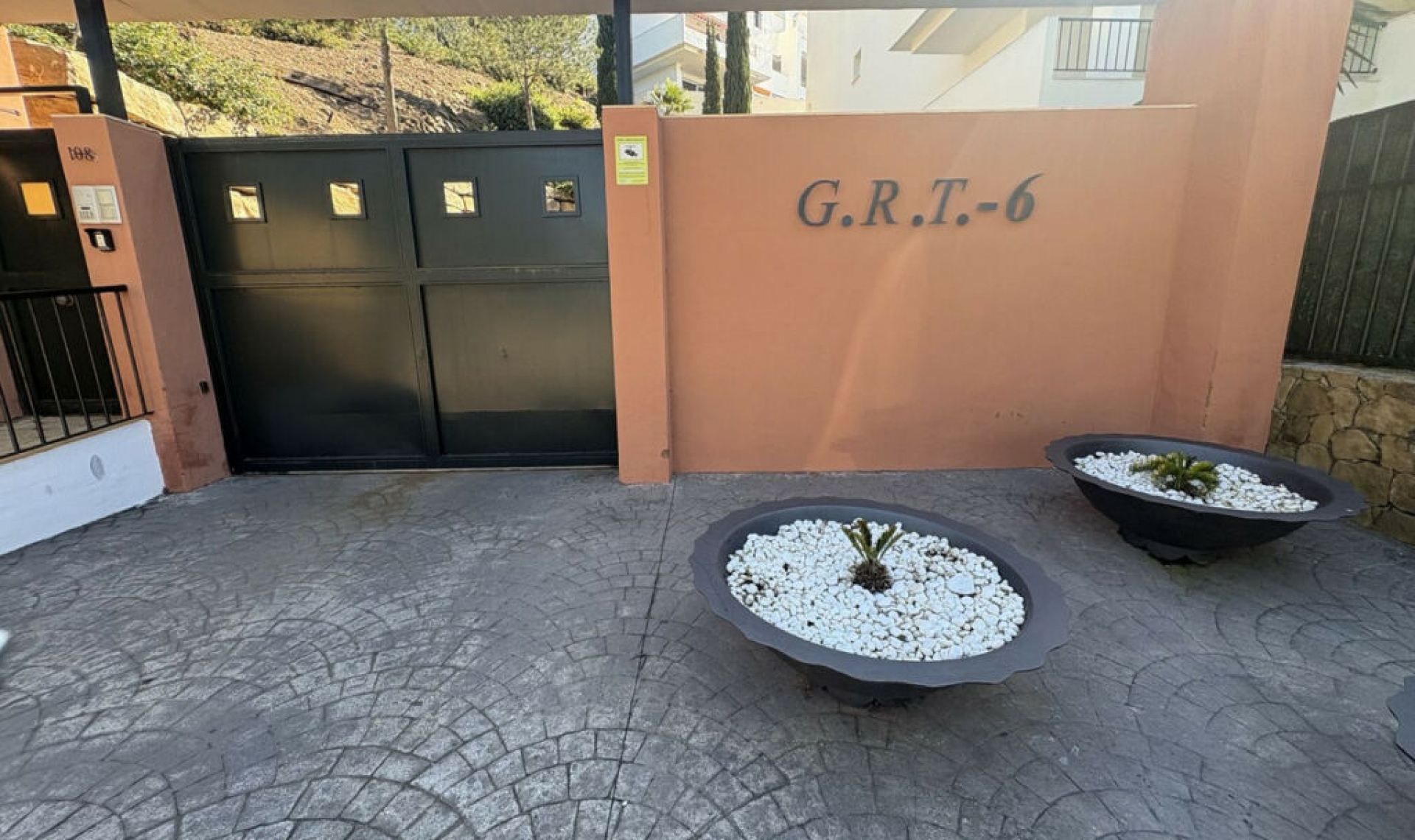 Resale - Apartment -
Torrequebrada