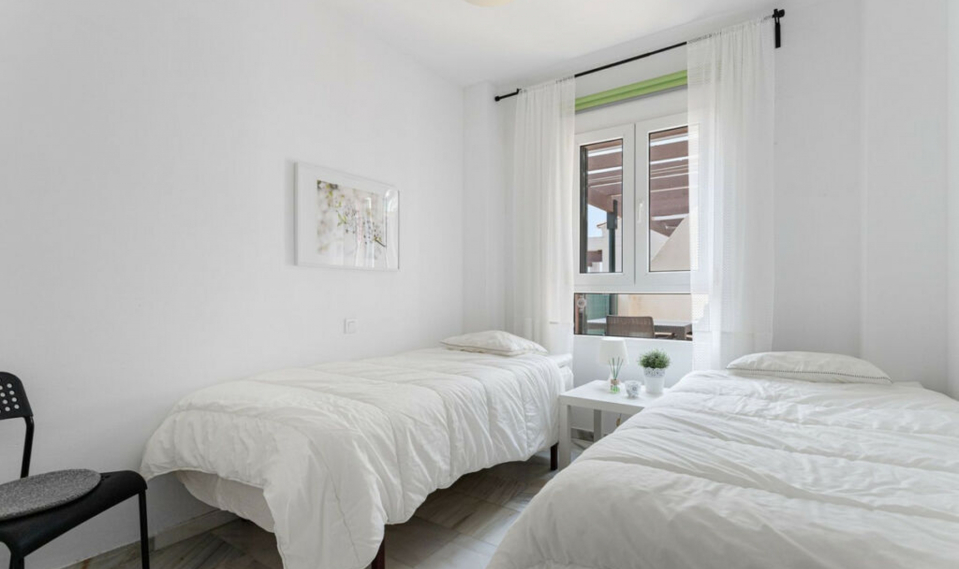 Resale - Apartment -
Torrequebrada