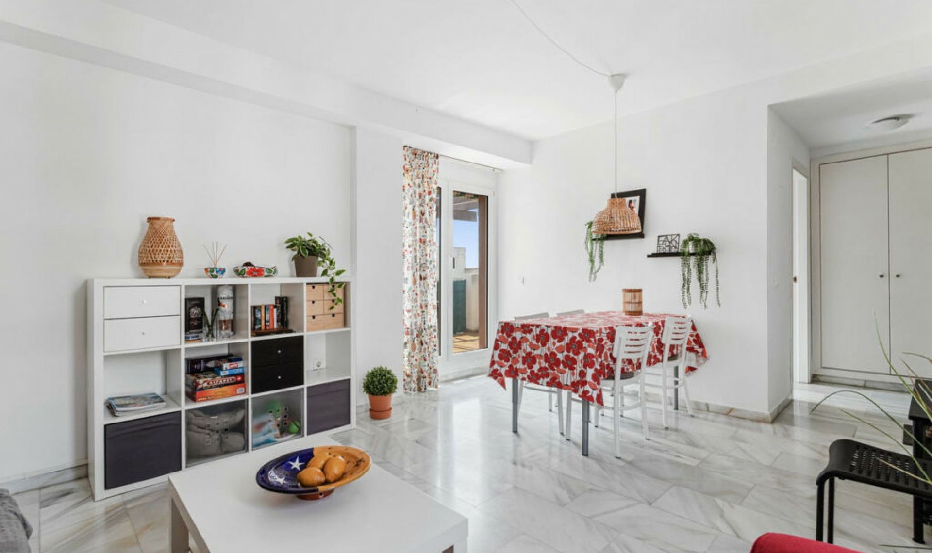 Resale - Apartment -
Torrequebrada