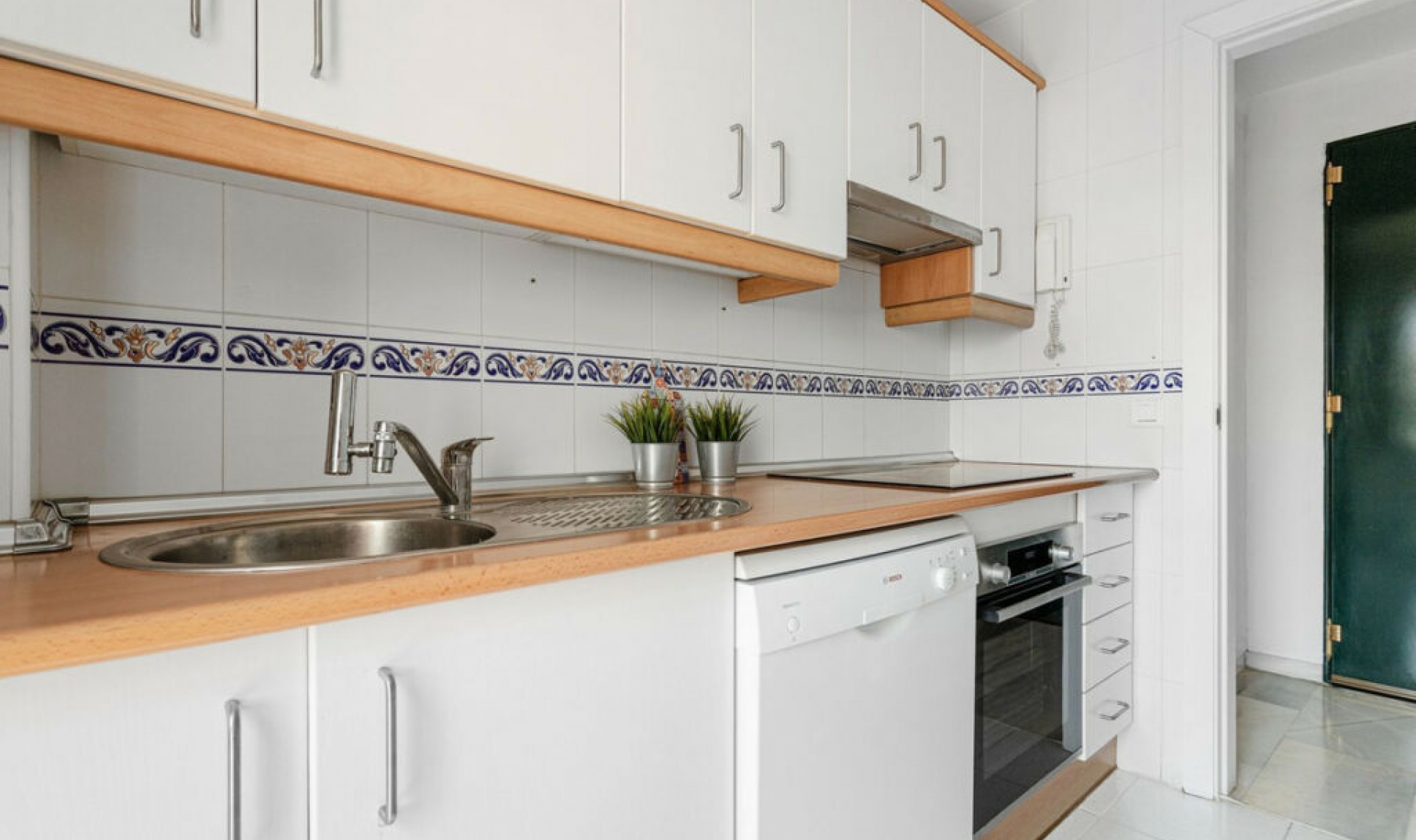 Resale - Apartment -
Torrequebrada