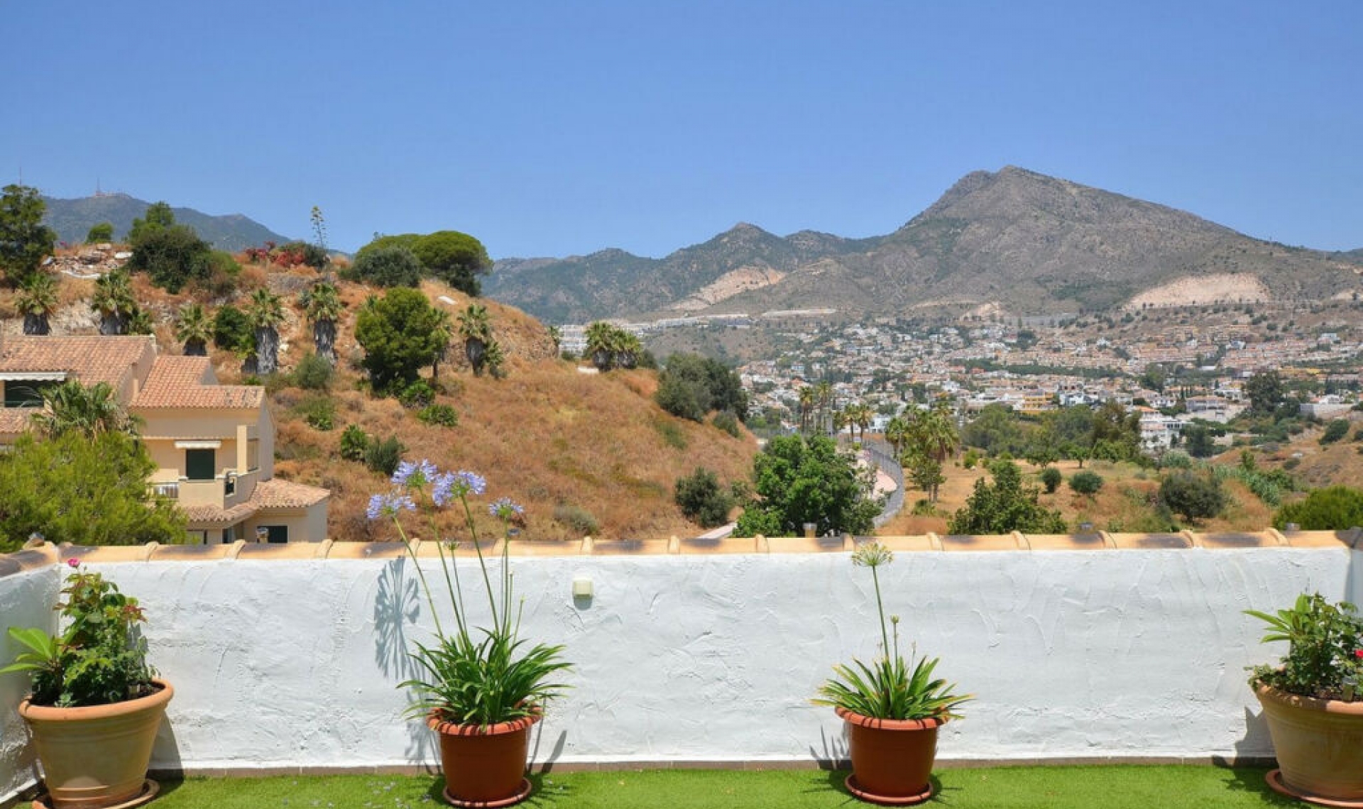 Resale - Apartment -
Torrequebrada