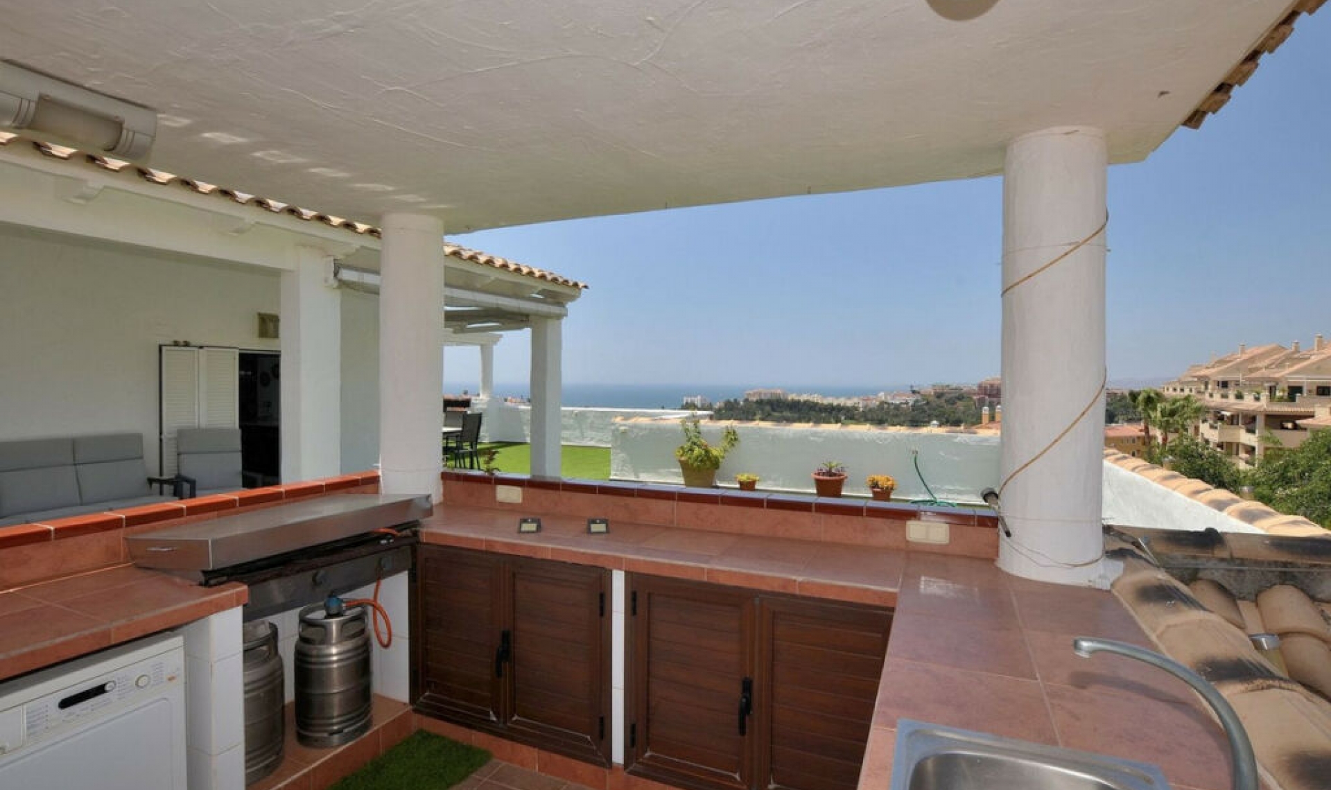 Resale - Apartment -
Torrequebrada