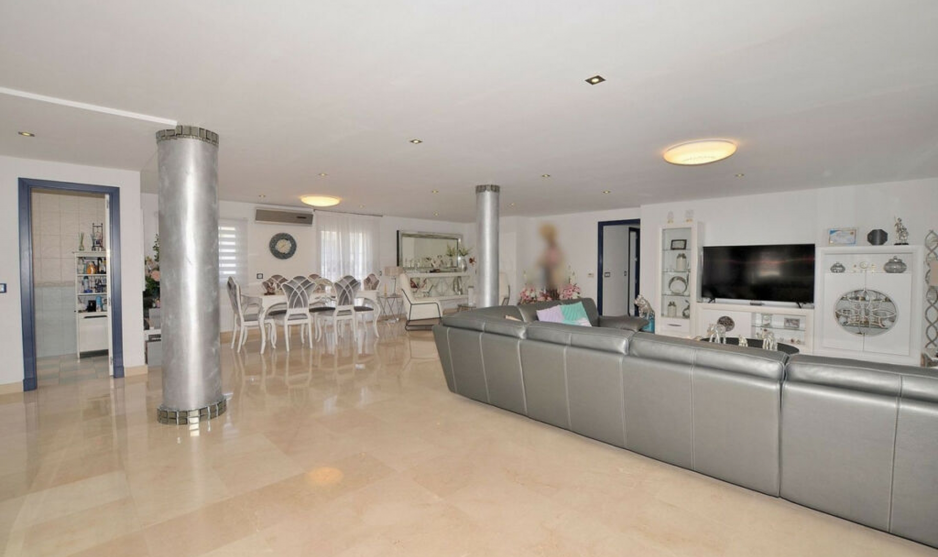 Resale - Apartment -
Torrequebrada