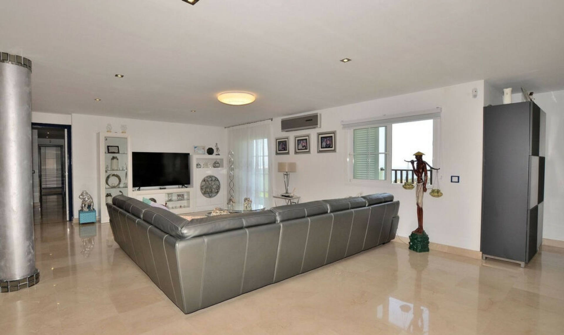 Resale - Apartment -
Torrequebrada