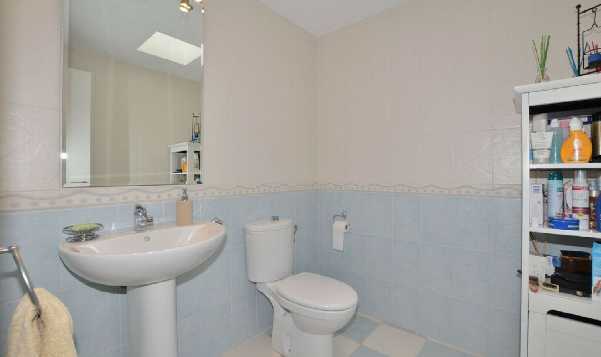 Resale - Apartment -
Torrequebrada