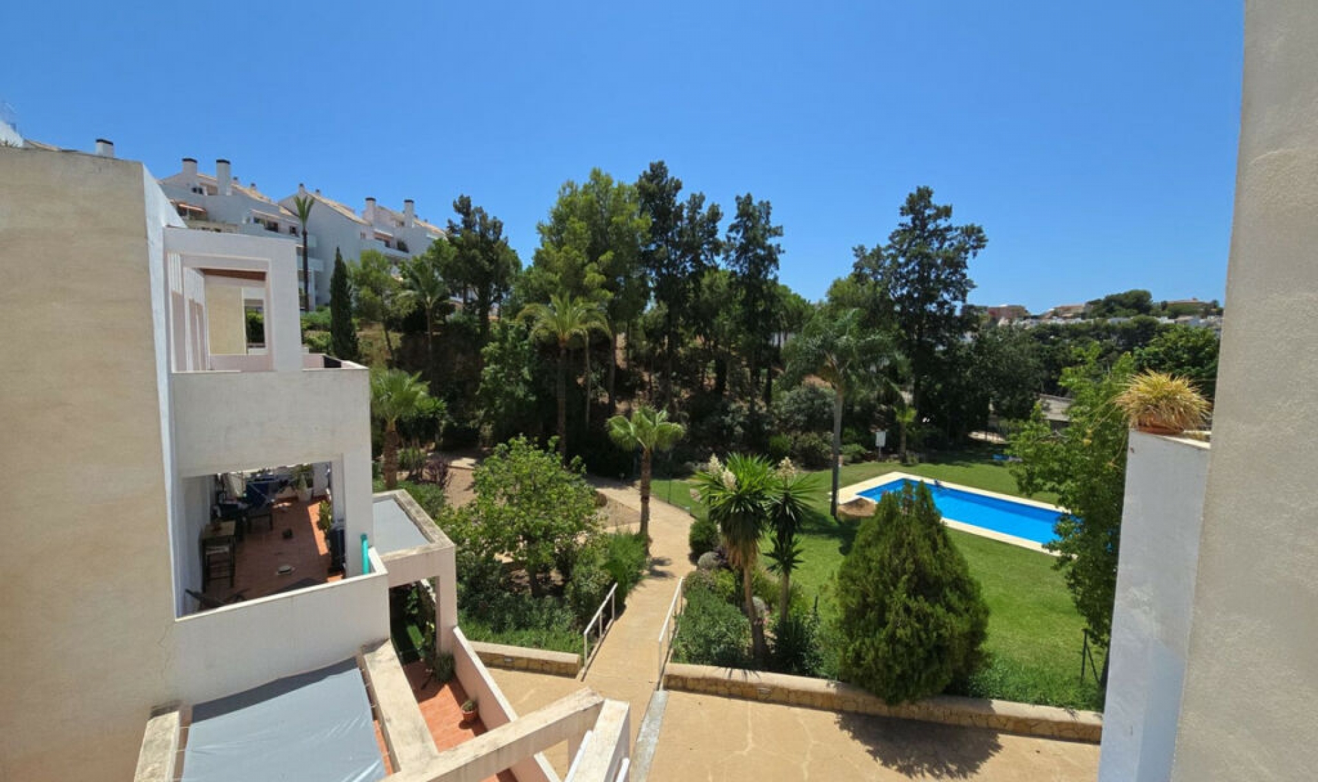 Resale - Apartment -
Torrequebrada