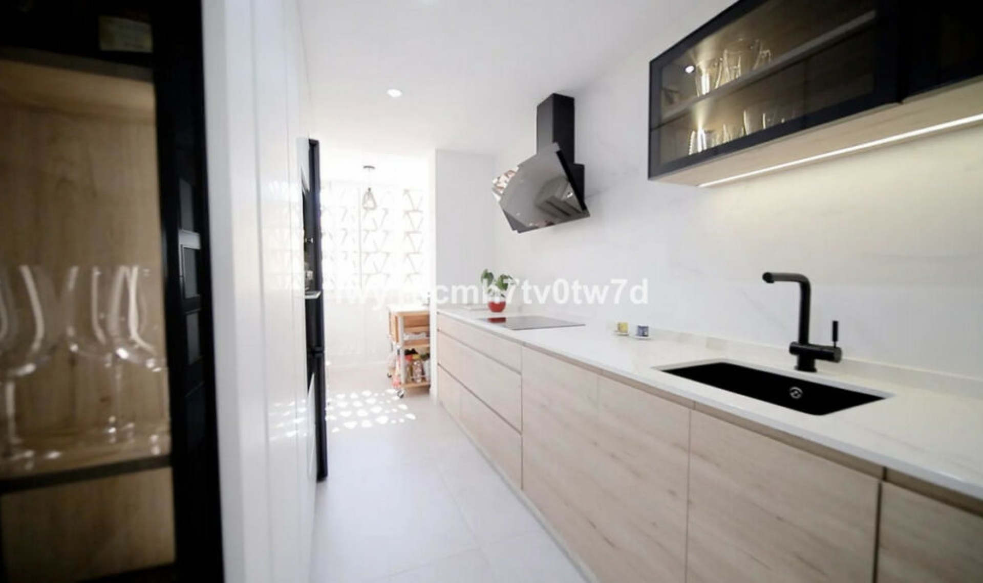 Resale - Apartment -
Torrequebrada