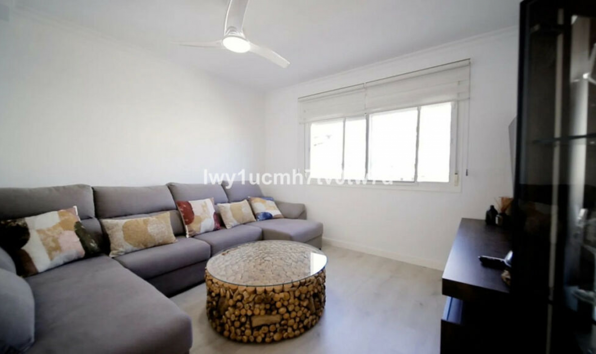 Resale - Apartment -
Torrequebrada