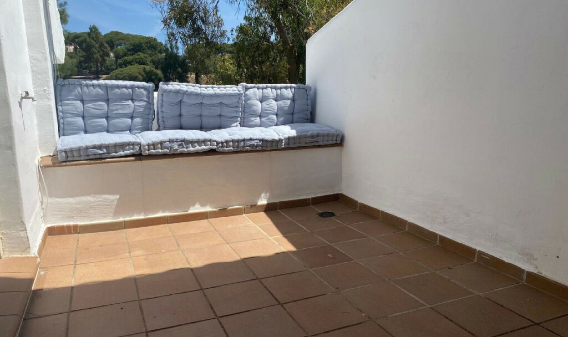 Resale - Apartment -
Torrequebrada