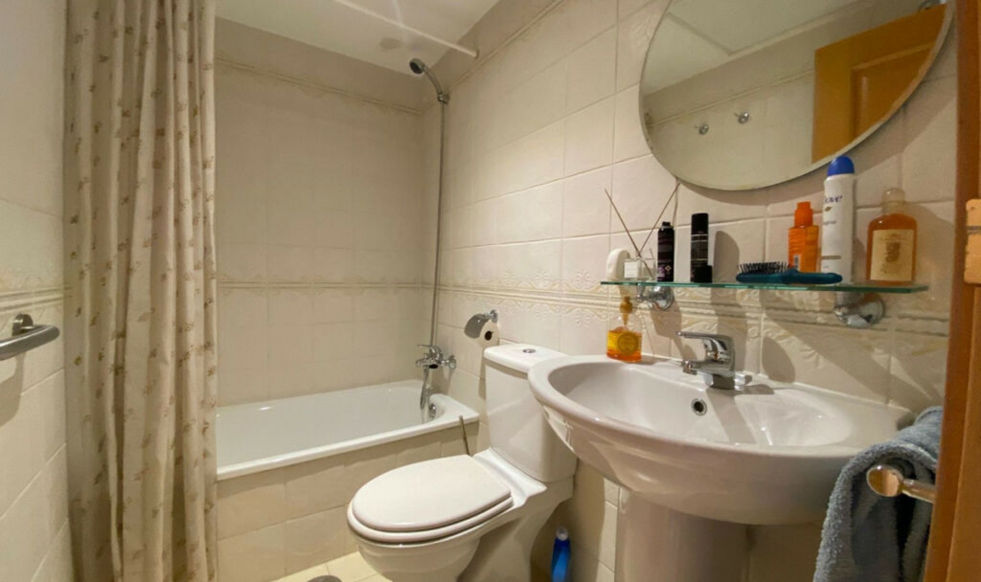 Resale - Apartment -
Torrequebrada