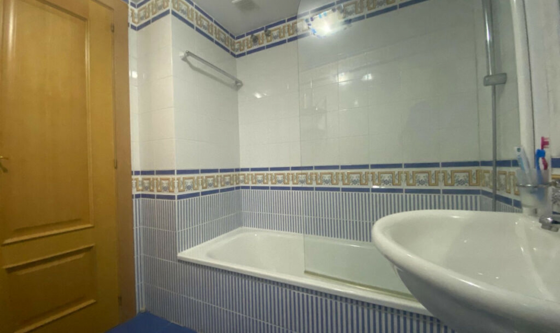Resale - Apartment -
Torrequebrada