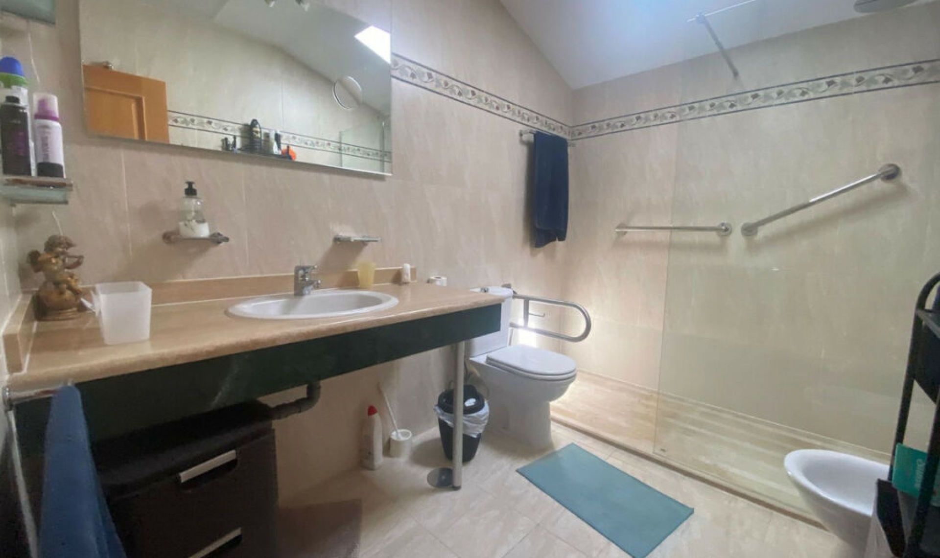 Resale - Apartment -
Torrequebrada