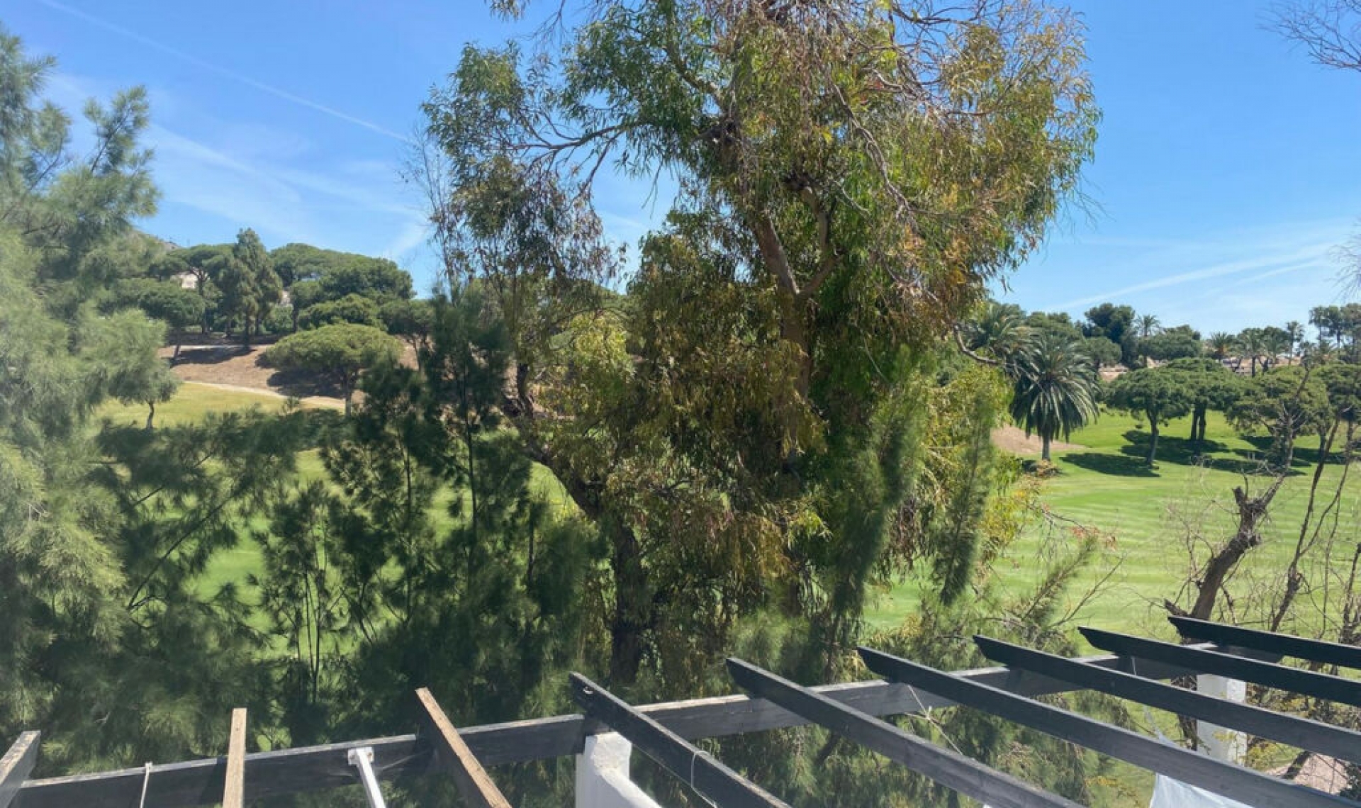 Resale - Apartment -
Torrequebrada