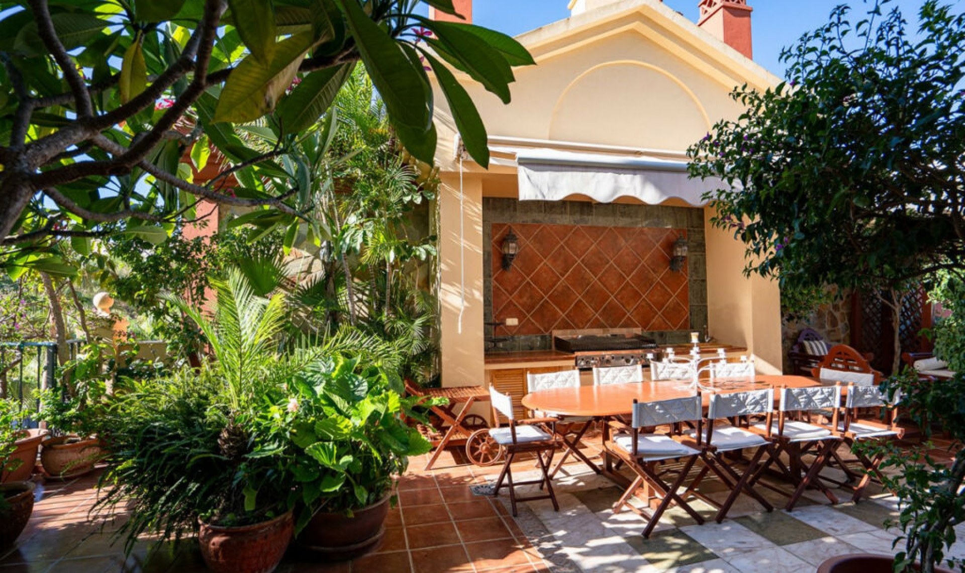 Resale - Apartment -
Torrequebrada