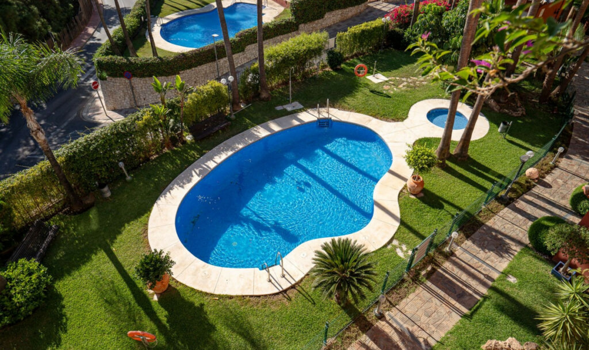 Resale - Apartment -
Torrequebrada