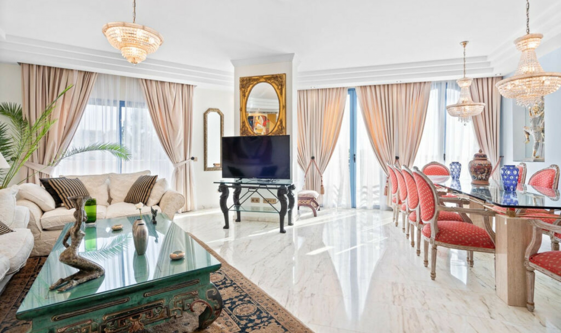 Resale - Apartment -
Torrequebrada