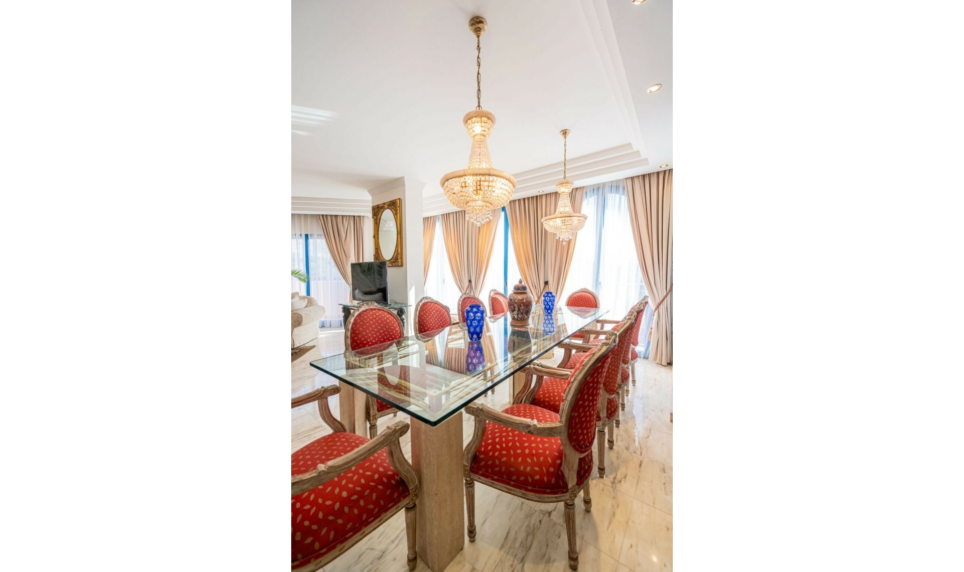 Resale - Apartment -
Torrequebrada