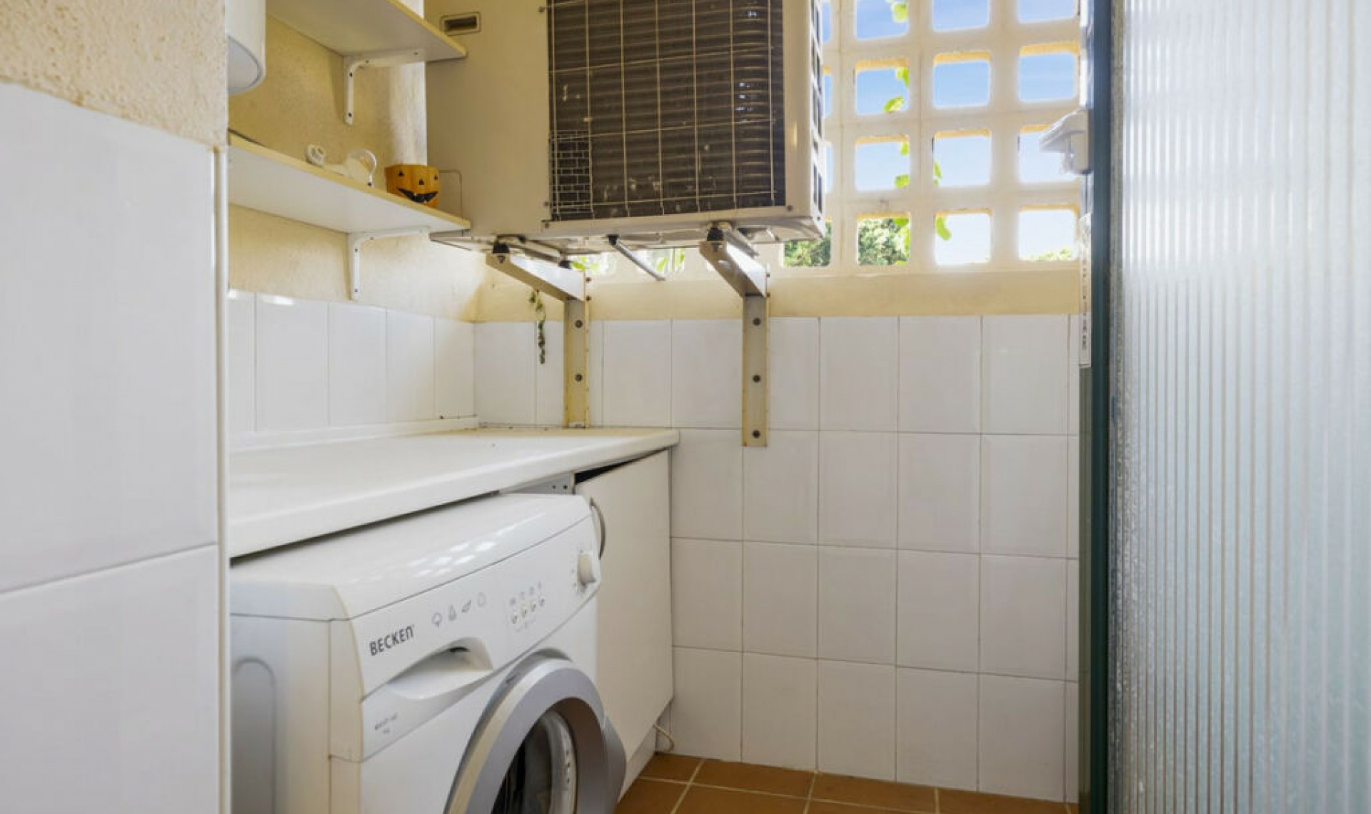 Resale - Apartment -
Torrequebrada