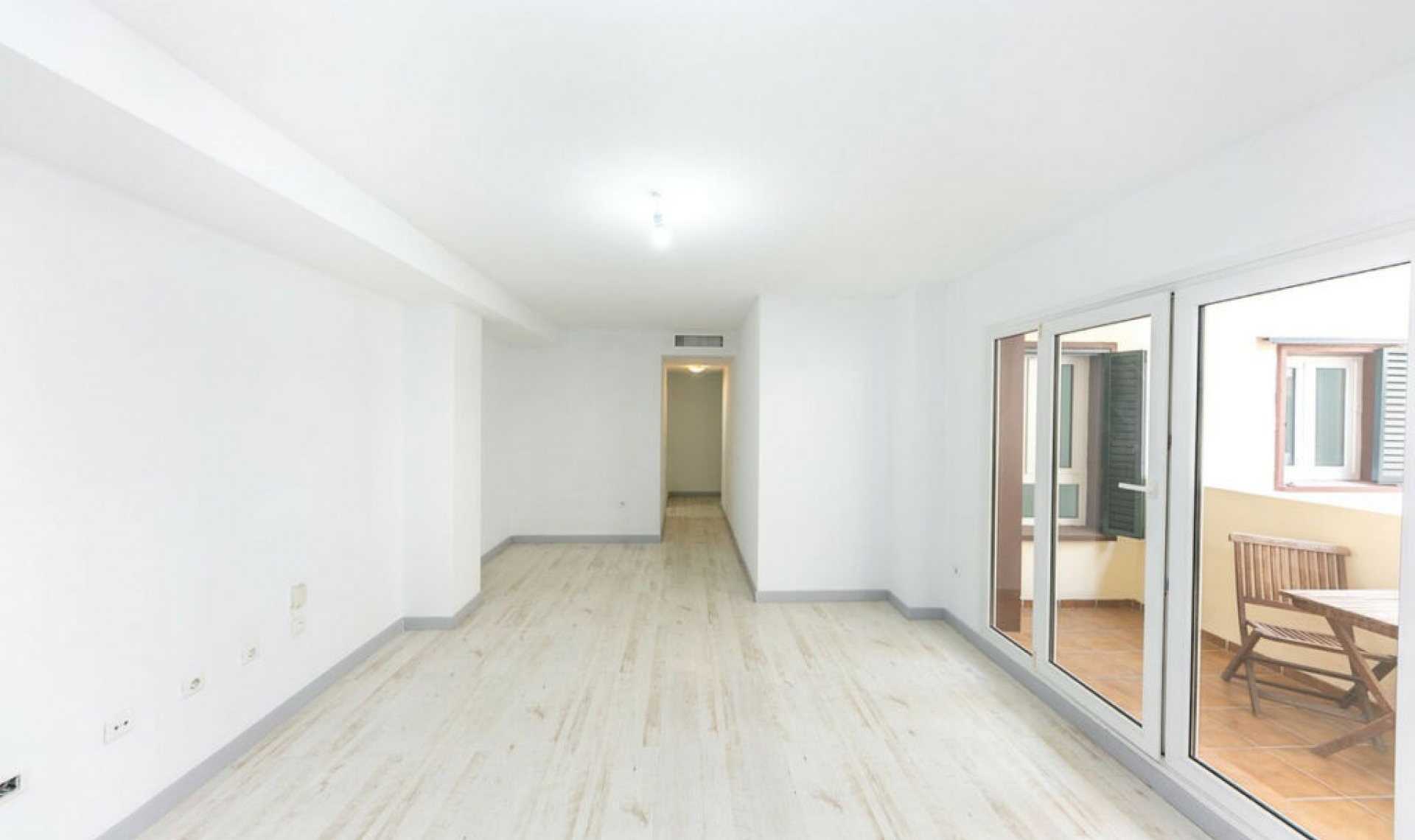 Resale - Apartment -
Torrequebrada